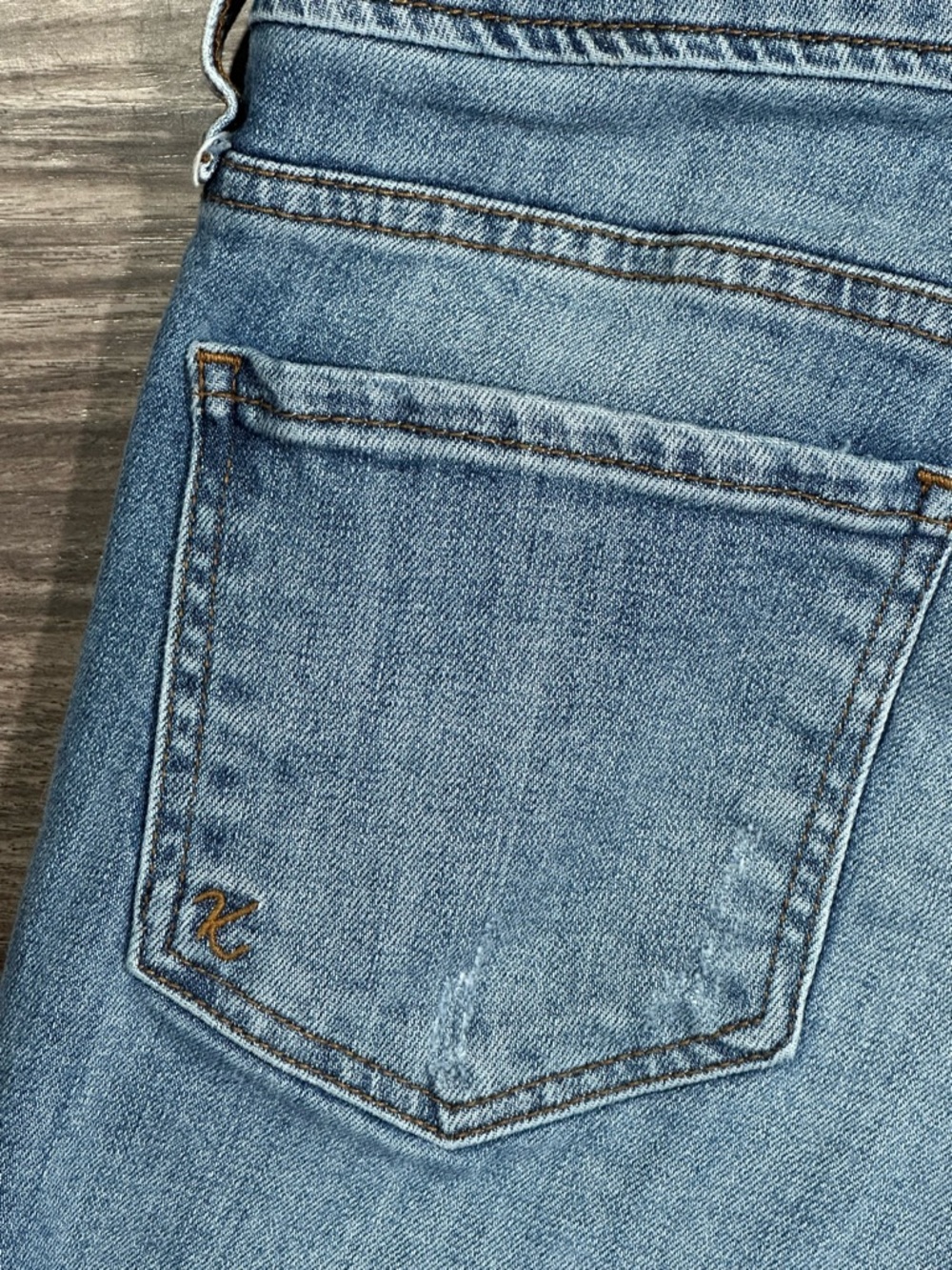 KUT FROM THE KLOTH Distressed CATHERINE Slim Boyfriend Cuffed Cropped Jeans 6 - Picture 9 of 13